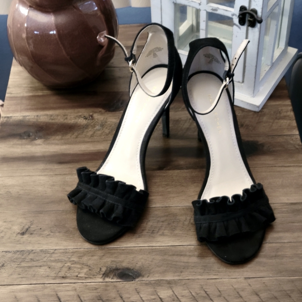 Marc Fischer Balck Suede Size 8 Heel